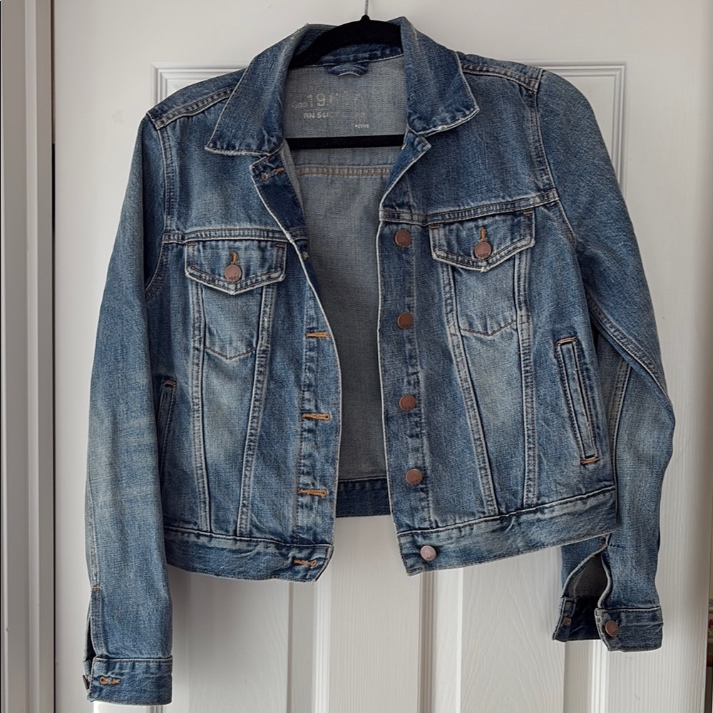 GAP Classic Blue Denim Jacket